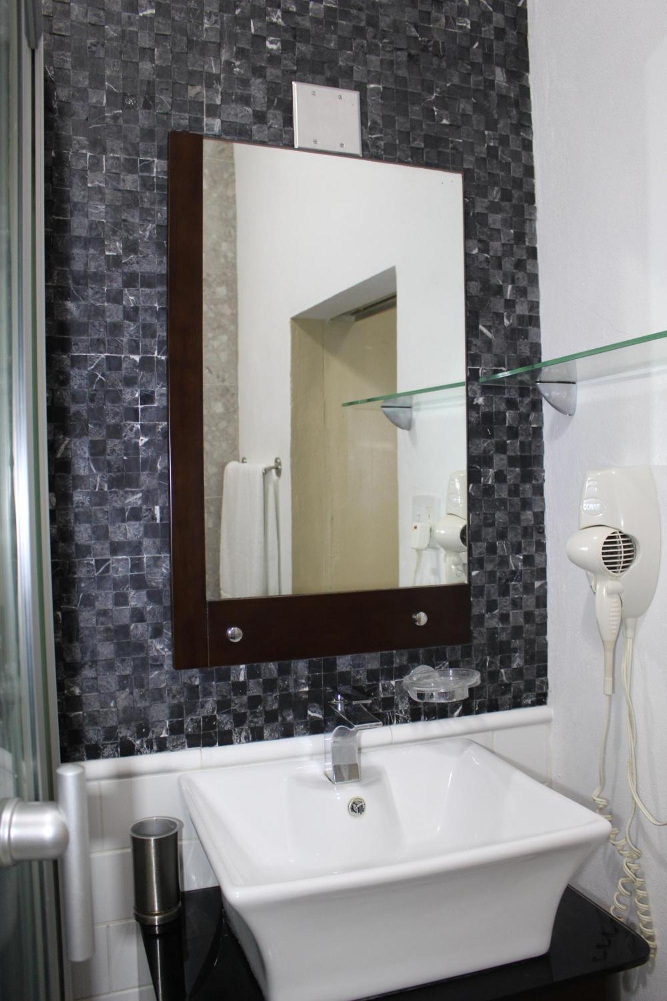 Lower Price, More Style, Discount Studio In San Juan,Pr, Beach, Free Bikes (Adults Only) Ruang foto
